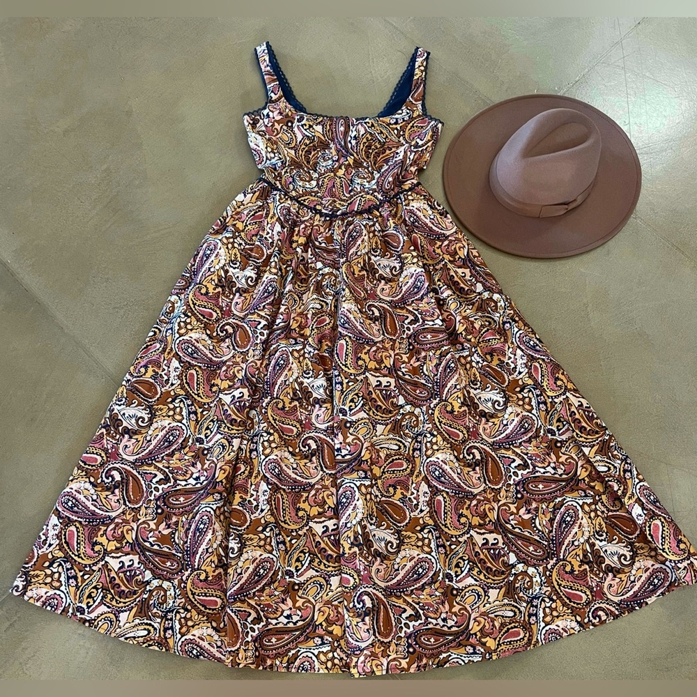 WAYF Desi Square Neck Bustier Midi Dress